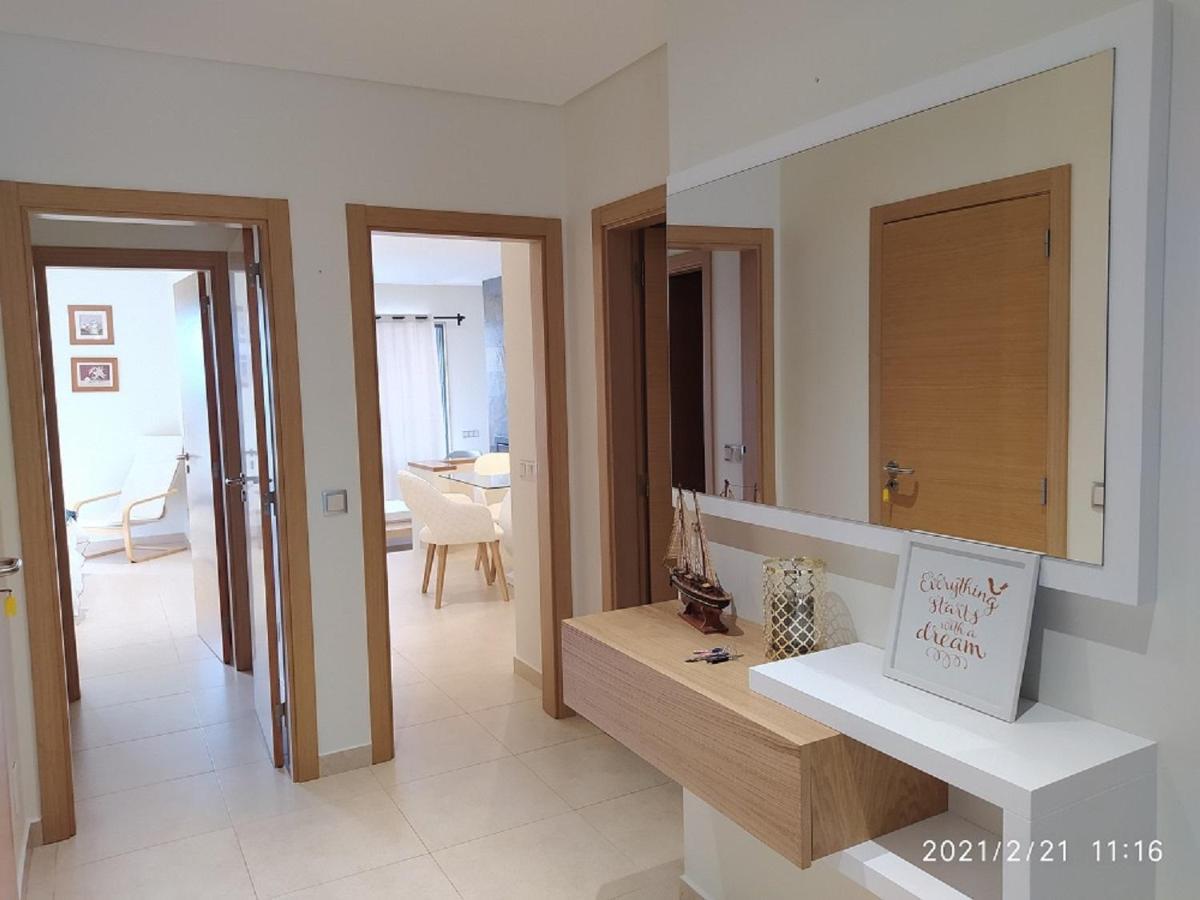 Cozy Villa With Pool And Barbecue アルブフェイラ エクステリア 写真